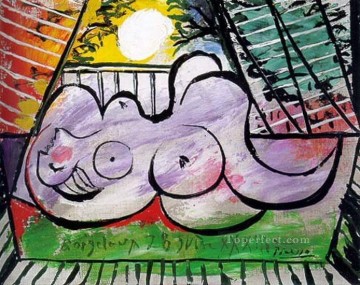 パブロ・ピカソ Painting - 裸のおむつ 1932年 パブロ・ピカソ